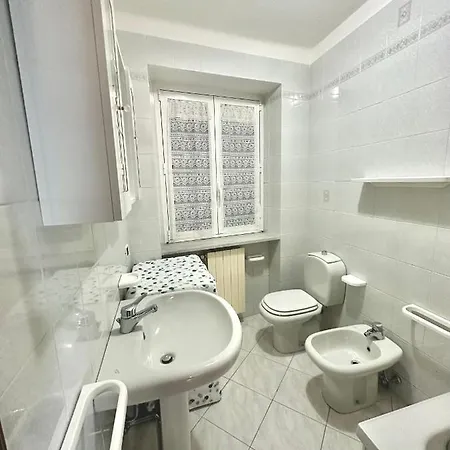 Vista Mare A Con Parcheggio Privato Gratuito Apartman *