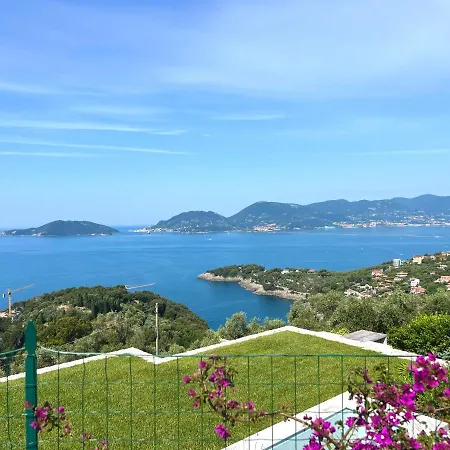 Apartment Vista Mare A Con Parcheggio Privato Gratuito