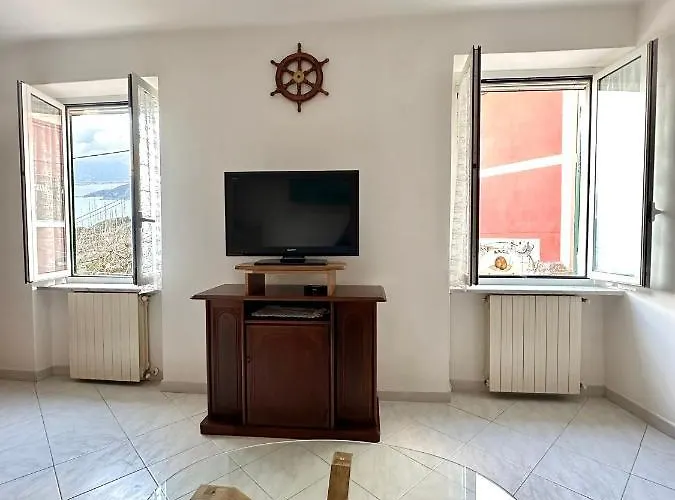 Vista Mare A Con Parcheggio Privato Gratuito Apartmán Lerici