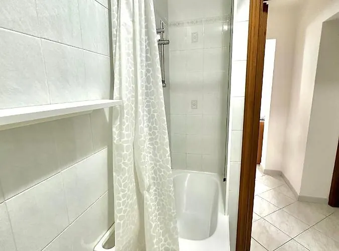 Vista Mare A Con Parcheggio Privato Gratuito Apartmán Lerici